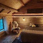 Villmarksgard Tommerstue Holiday home Hattfjelldal